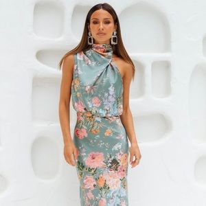 Hello Molly Switch Over Maxi Dress in Green